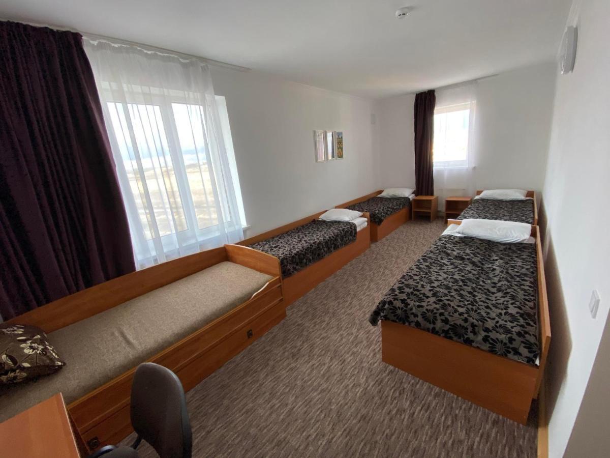 Autopark Hotel Львов Экстерьер фото